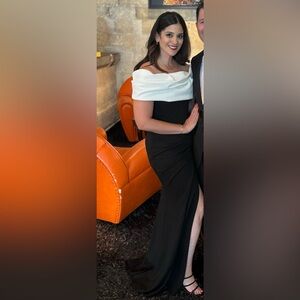 Aqua Elegant Black Strapless Dress with white Detail